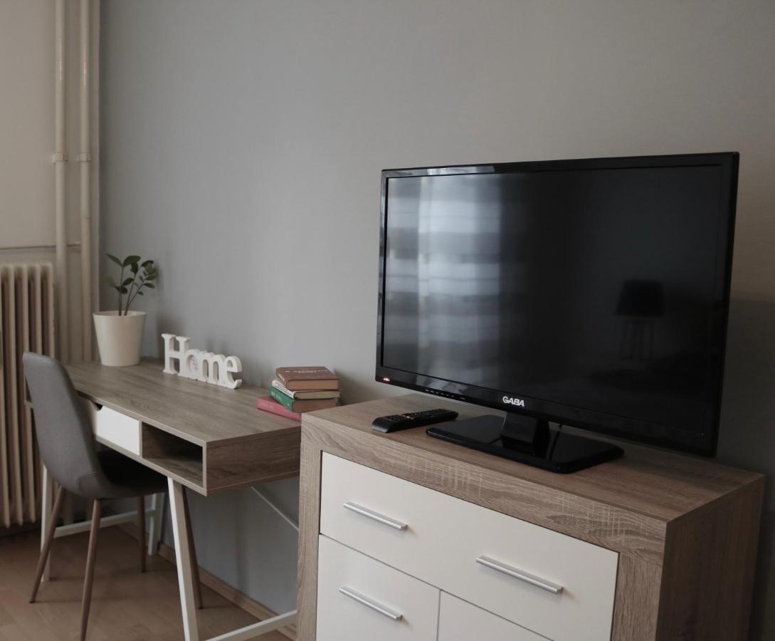 Szabadság Apartman Pécs Exterior foto