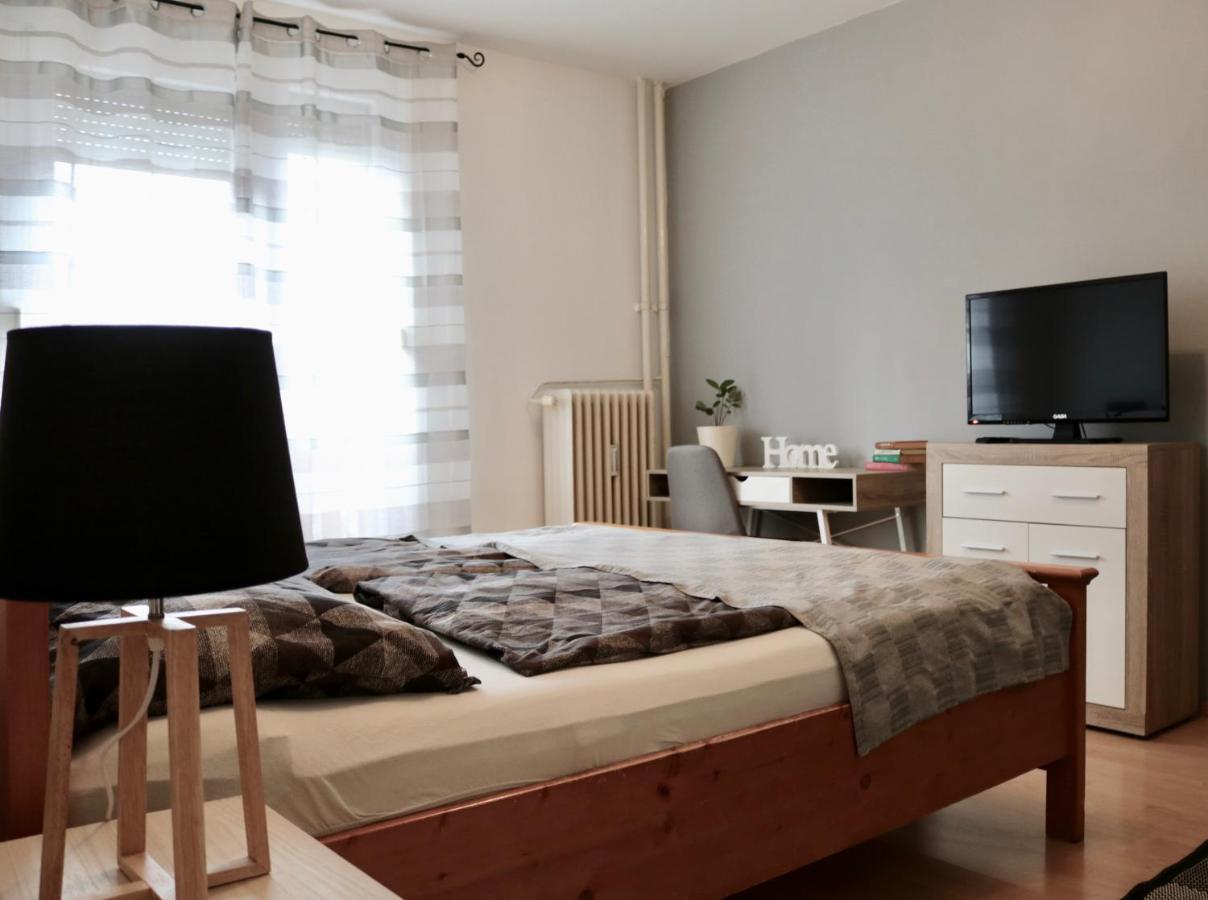 Szabadság Apartman Pécs Exterior foto